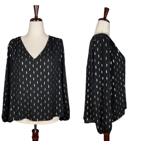 Velvet by Graham & Spencer Jules top in black - Picture 4 of 5